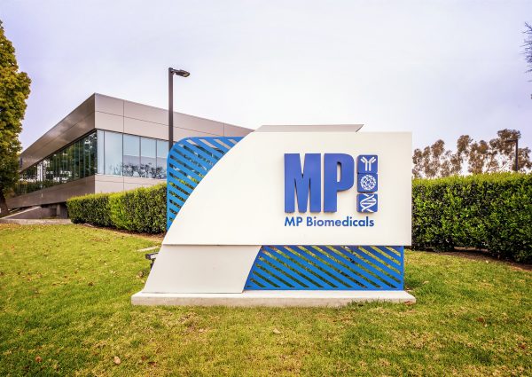 MP Biomedicals Sign
